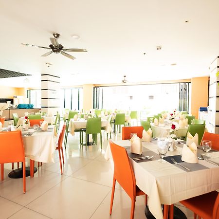Vogue Pattaya Hotel Exterior photo