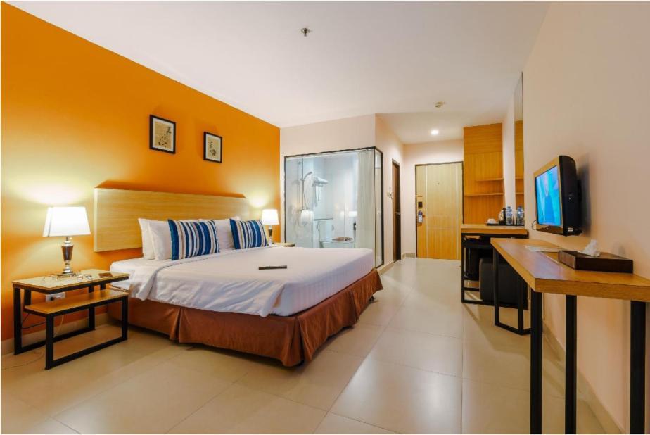 Vogue Pattaya Hotel Exterior photo