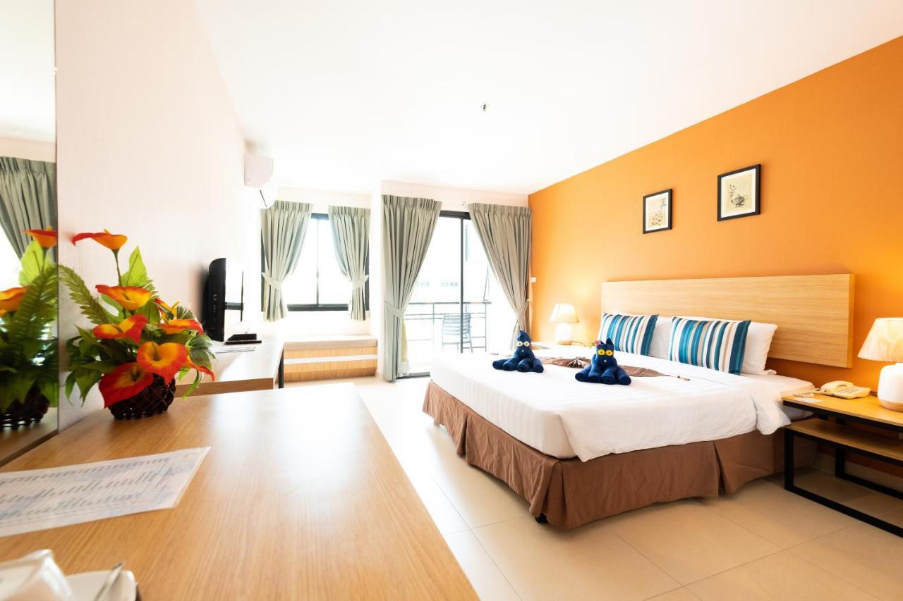 Vogue Pattaya Hotel Exterior photo
